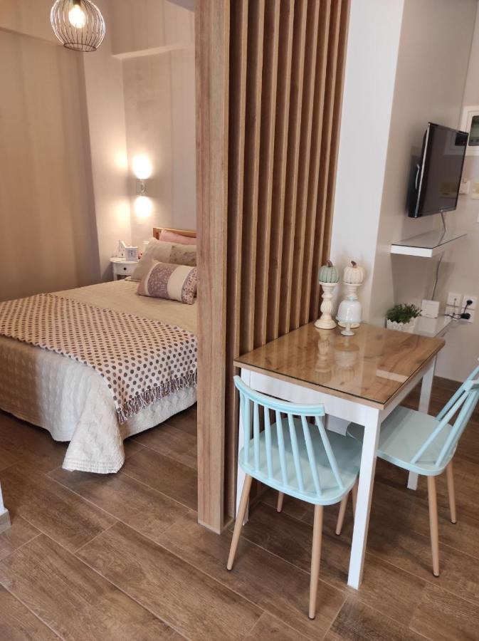 Central Apartment 2 Каламата Екстер'єр фото